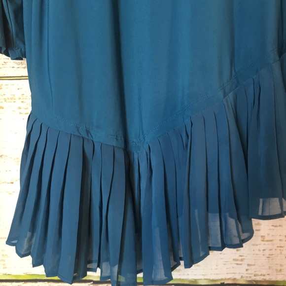 CATO ASYMMETRICAL HEM TEAL TOP - Picture 2 of 5